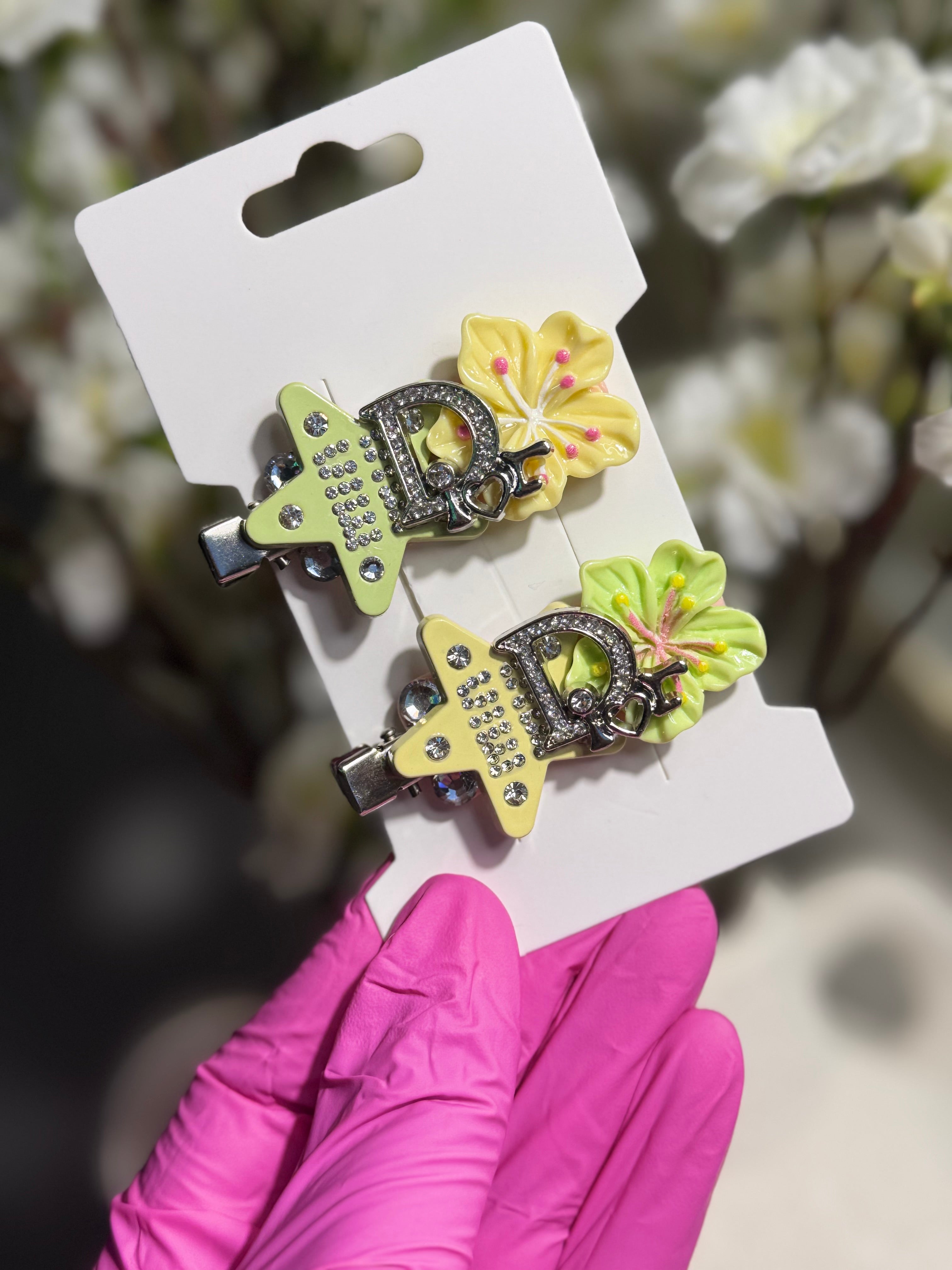 Junkie Hair Clips(READY TO SHIP)